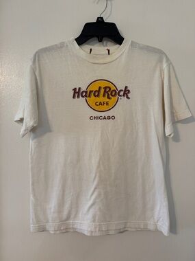 Vintage Hard Rock Chicago tshirt